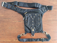 Essentials Festival Pocket Belt