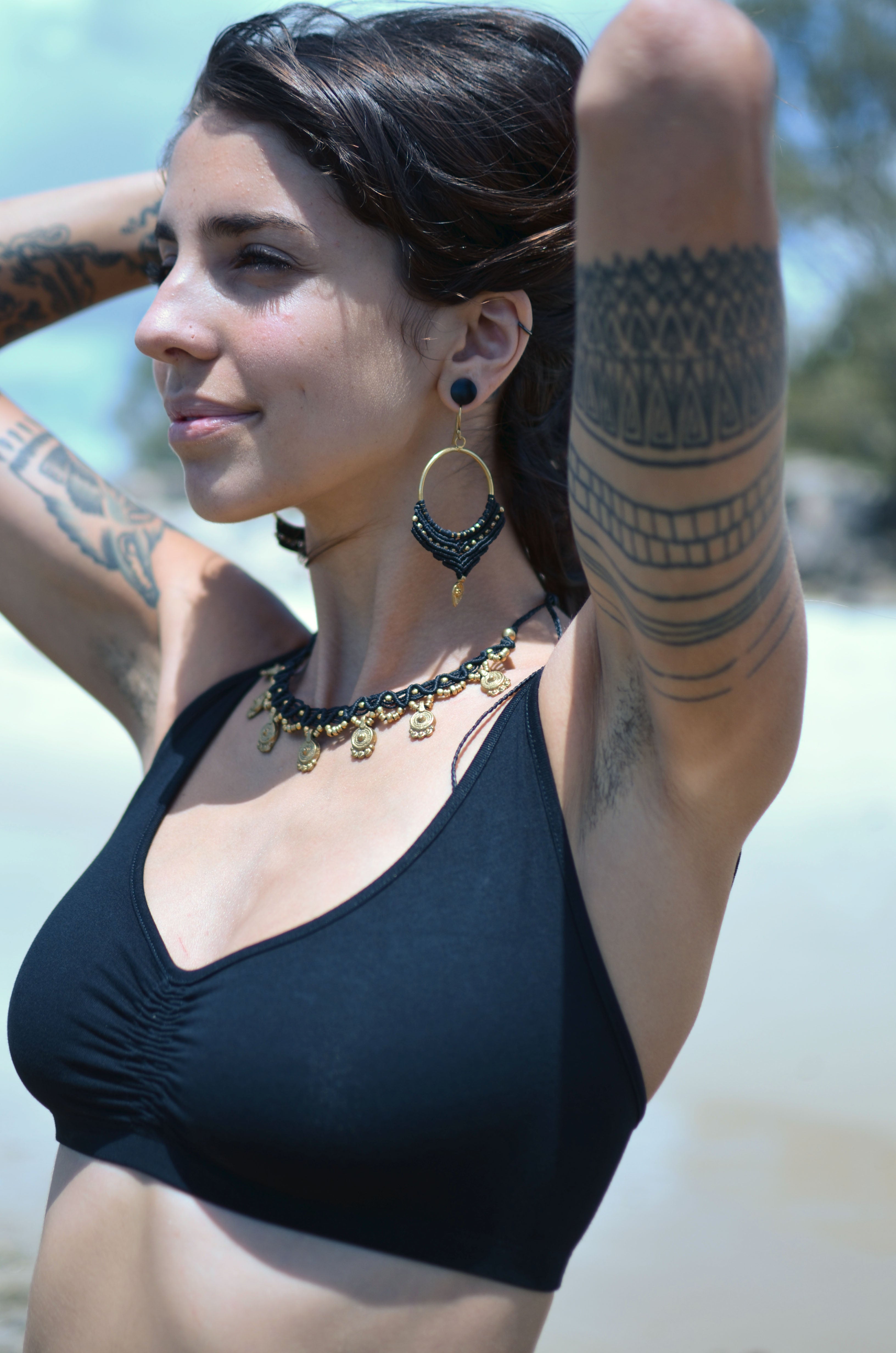 Avec brass necklace deals